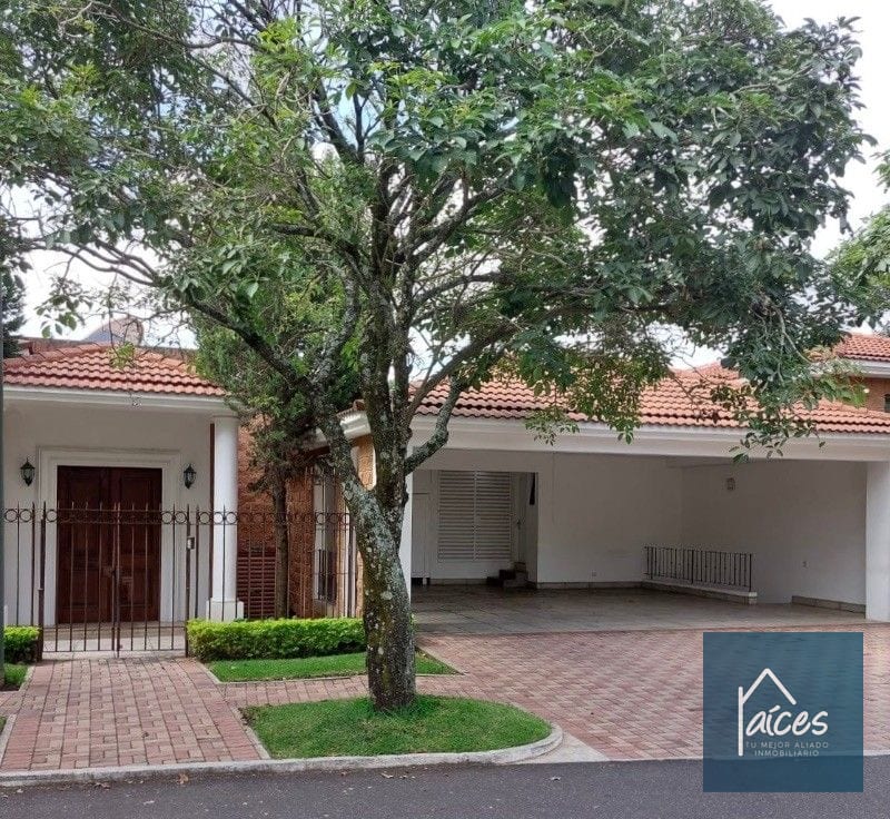 Casa en venta ENCINOS 3, zona 16 Cayalá — Casa en Venta en Encinos de Cayala III, Zona 16, Guatemala, Ciudad — foto 1 de 12