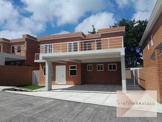 CASAS NUEVAS EN VENTA  — Casa en Venta en Carretera a El Salvador, Guatemala, Ciudad — miniatura 2 de 3