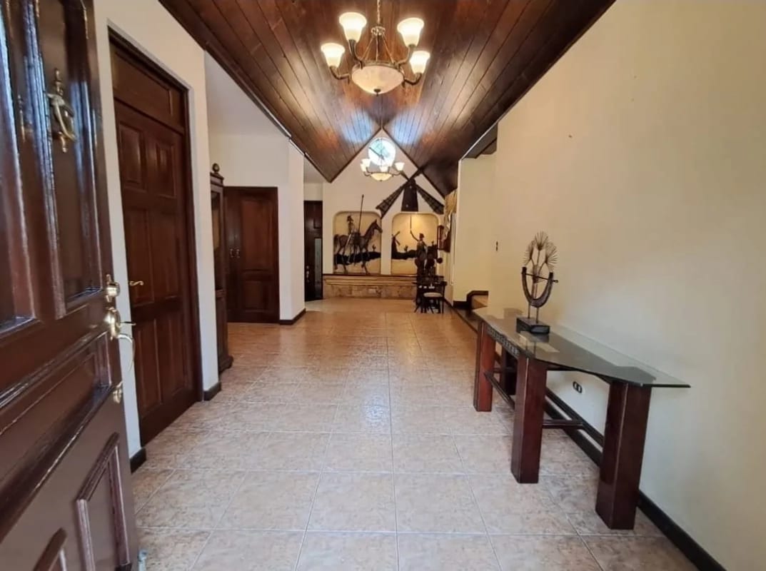 VENDO HERMOSA RESIDENCIA DE UN NIVEL EN KM. 23 CARRETERA A EL SALVADOR, CASA & CAMPO — Casa en Venta en Carretera a El Salvador, Guatemala, Ciudad — foto 10 de 12
