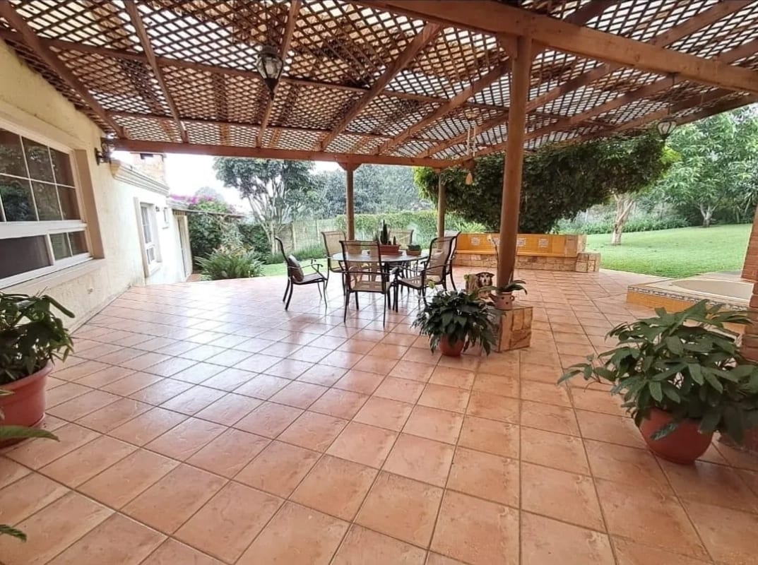 VENDO HERMOSA RESIDENCIA DE UN NIVEL EN KM. 23 CARRETERA A EL SALVADOR, CASA & CAMPO — Casa en Venta en Carretera a El Salvador, Guatemala, Ciudad — foto 5 de 12