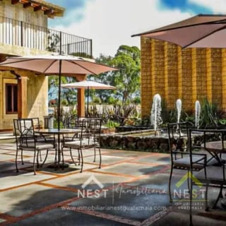 Los Franciscanos | Antigua - Casas modernas con acabados de lujo en PRE VENTA, enganche fraccionado — Casa en Venta en Alotenango, Sacatepéquez — miniatura 7 de 16