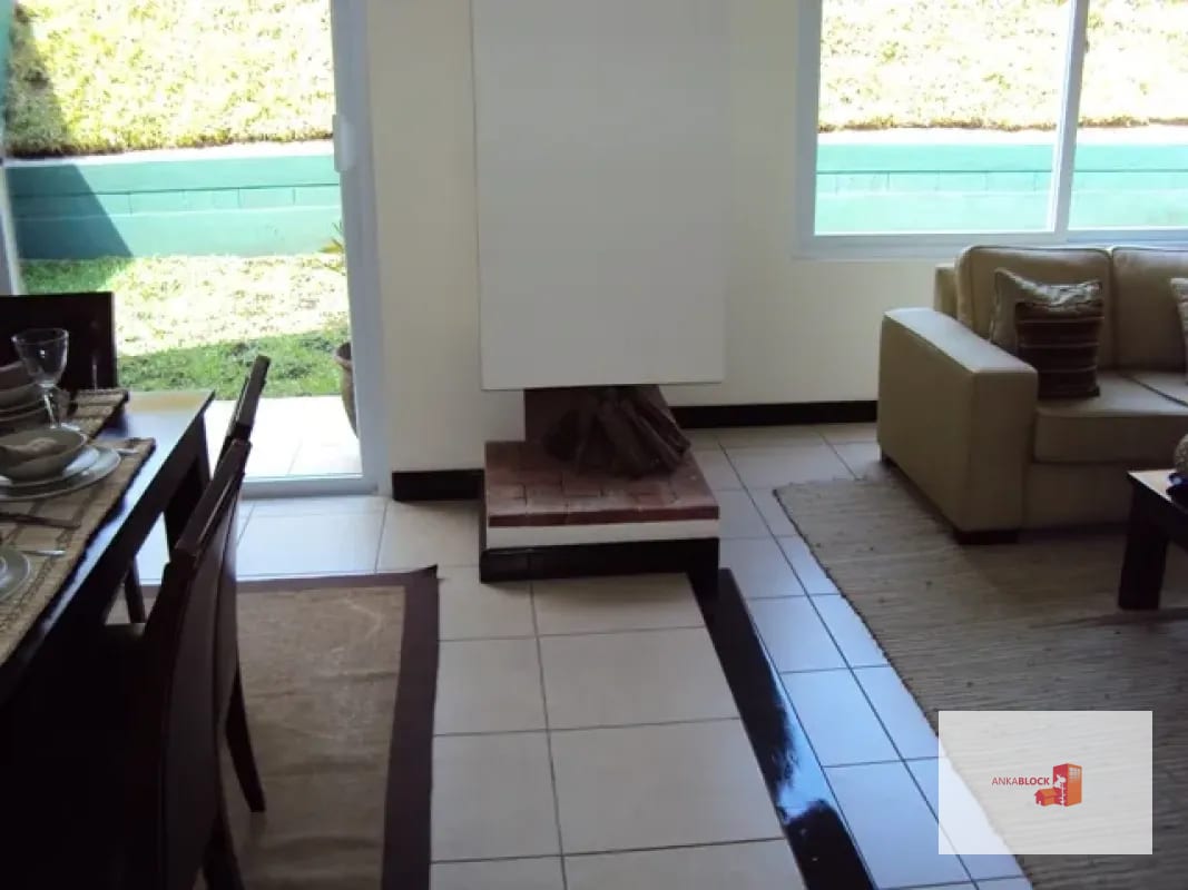 Casa 4 Dormitorios - esquina con jardín - Ensenada de San Isidro — Casa en Venta en Ensenada de San Isidro, Zona 16, Guatemala, Ciudad — foto 1 de 6