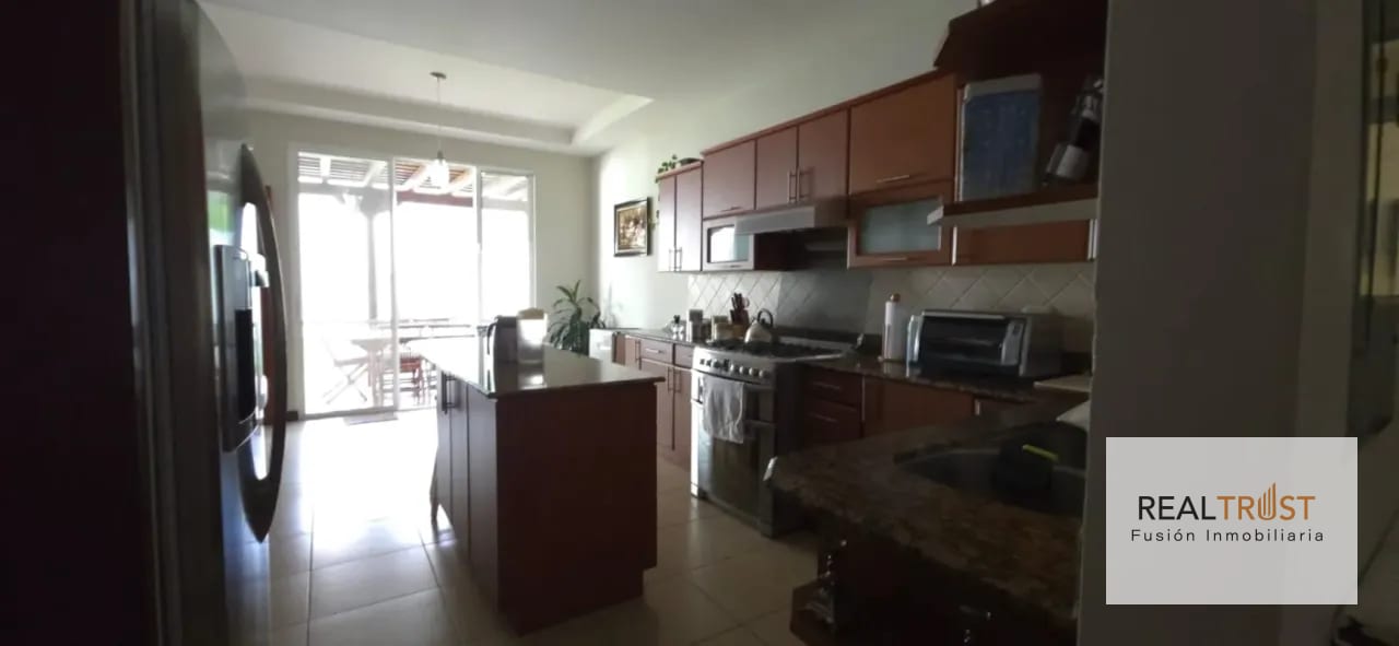 CASA EN VENTA PORTAL DEL BOSQUE KM 23 CAES — Casa en Venta en Carretera a El Salvador, Guatemala, Ciudad — foto 11 de 13