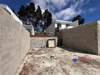 CASA EN CONSTRUCCIÓN EN COND. ARRAZOLA,CAES — Casa en Venta en Arrazola II, Carretera a El Salvador, Guatemala, Ciudad — miniatura 4 de 6