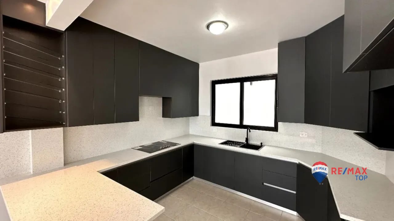 CASA NUEVA DENTRO DE COND. ARRAZOLA — Casa en Venta en Arrazola II, Carretera a El Salvador, Guatemala, Ciudad — foto 4 de 10