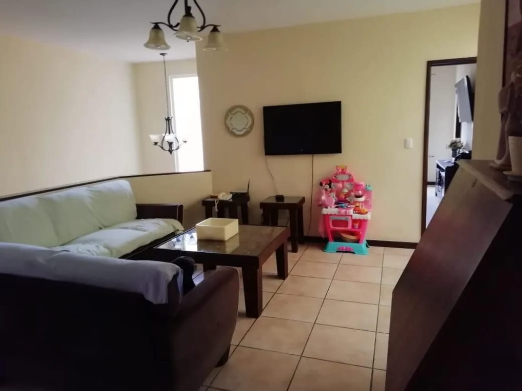 PRECIOSA CASA EN VENTA CARRETERA A EL SALVADOR KM22.7 — Casa en Venta en Villas Campestre II, Carretera a El Salvador, Guatemala, Ciudad — foto 10 de 13
