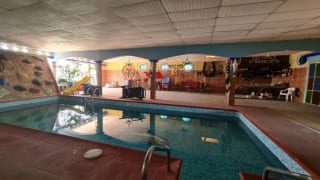 CASA VACACIONAL EN VENTA EN QUINTAS LA PONDEROSA, KM 77 HACIA PUERTO QUETZAL — Casa en Venta en Quintas La Ponderosa, Escuintla, Escuintla — miniatura 1 de 15