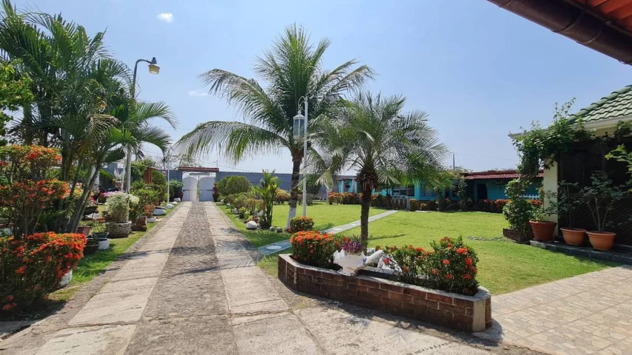 CASA VACACIONAL EN VENTA EN QUINTAS LA PONDEROSA, KM 77 HACIA PUERTO QUETZAL — Casa en Venta en Quintas La Ponderosa, Escuintla, Escuintla — foto 9 de 15