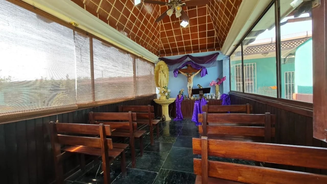 CASA VACACIONAL EN VENTA EN QUINTAS LA PONDEROSA, KM 77 HACIA PUERTO QUETZAL — Casa en Venta en Quintas La Ponderosa, Escuintla, Escuintla — foto 8 de 15