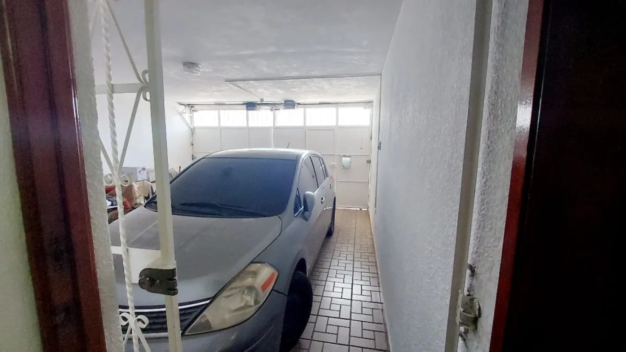 Vendo casa Colonia Alvarado sobre la Calzada Roosevelt — Casa en Venta en Zona 3 Mixco, Guatemala, Ciudad — foto 1 de 17