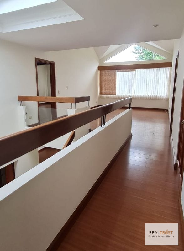 VENDO CASA EN PORTAL DEL BOSQUE KM. 22 CARRETERA AL SALVADOR — Casa en Venta en Portal del Bosque, Carretera a El Salvador, Guatemala, Ciudad — foto 8 de 17