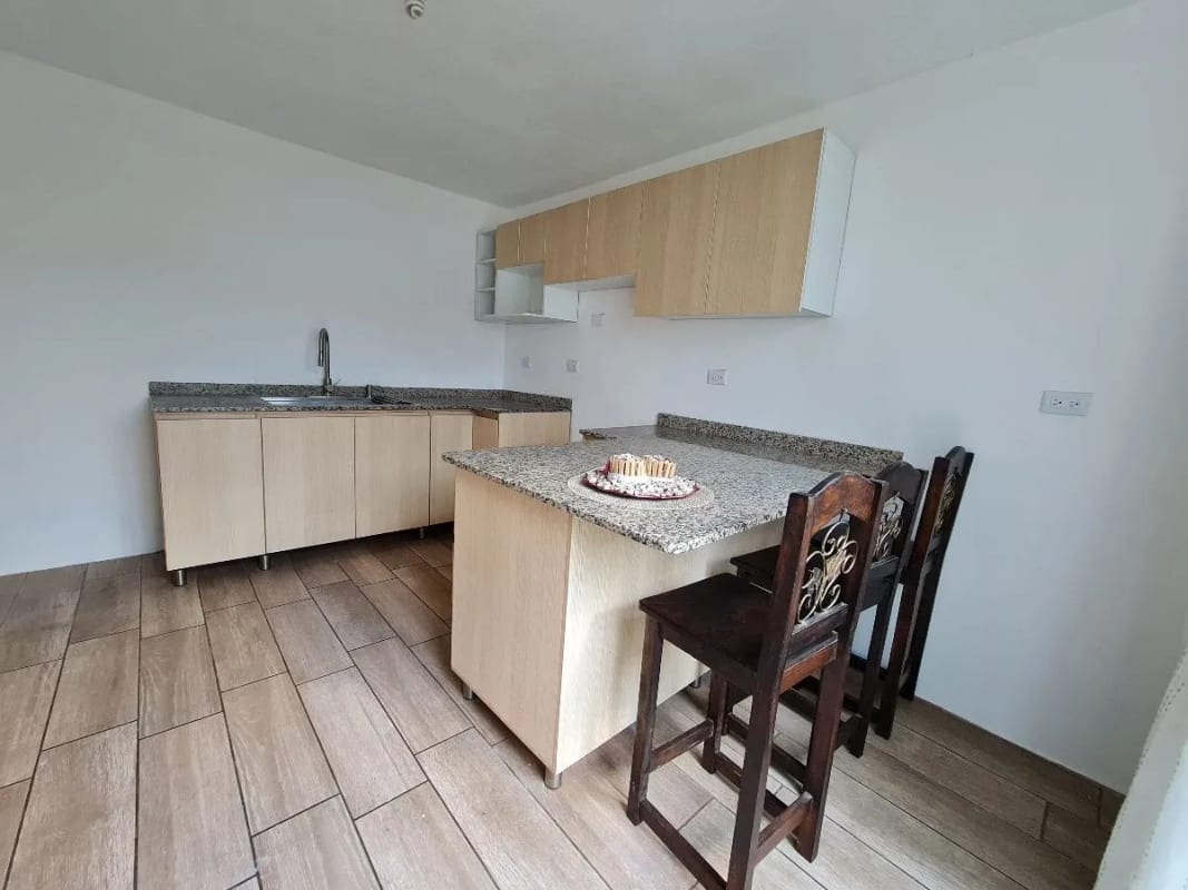 CASA EN RENTA O VENTA CARRETERA EL SALVADOR, KM 16.5 OLMECA — Casa en Venta en Carretera a El Salvador, Guatemala, Ciudad — foto 11 de 12