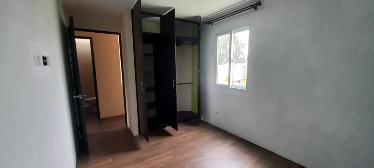 Linda y acogedora casa en Venta en Paseo Arrazola (CAES) — Casa en Venta en Carretera a El Salvador, Guatemala, Ciudad — foto 11 de 15