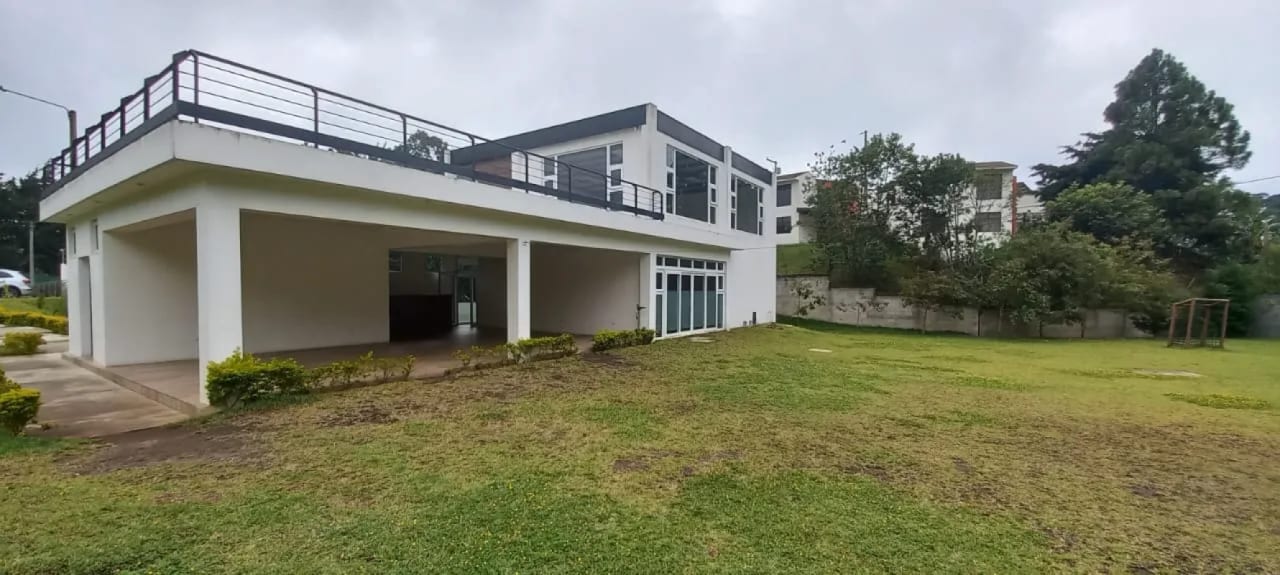 Linda y acogedora casa en Venta en Paseo Arrazola (CAES) — Casa en Venta en Carretera a El Salvador, Guatemala, Ciudad — foto 5 de 15