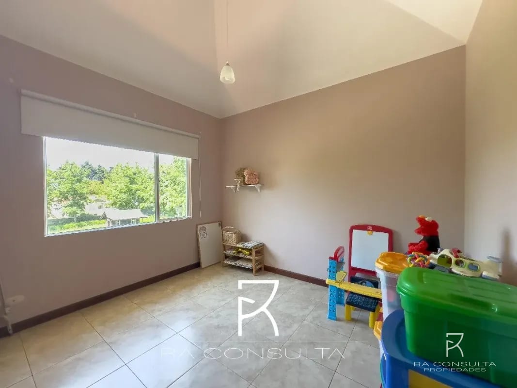 Casa en Venta Portal del Bosque 2 — Casa en Venta en Portal del Bosque II, Carretera a El Salvador, Guatemala, Ciudad — foto 4 de 8