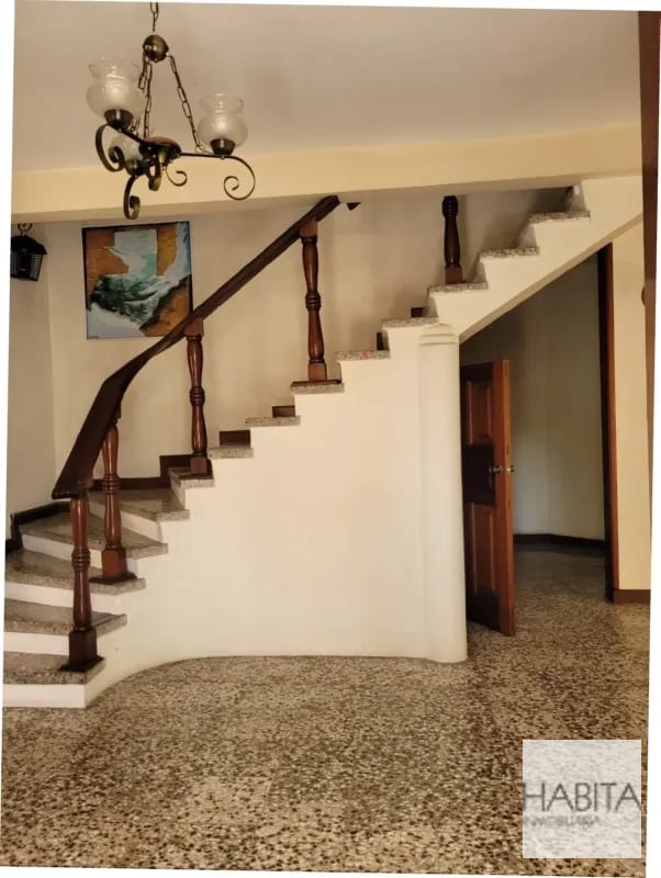 Propiedad en Alquiler para Oficinas o Negocio, San Cristóbal zona 8 de Mixco — Casa en Alquiler en Zona 8 Mixco, Guatemala, Ciudad — foto 14 de 17