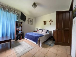 Amplia casa en venta en Muxbal — Casa en Venta en Muxbal, Guatemala, Ciudad — miniatura 8 de 17