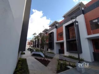 CONDADO NARANJO:   4 habitaciones, 3.5 baños, 2 parqueos Q9,500 — Casa en Alquiler en Condado Naranjo, Zona 4 Mixco, Guatemala, Ciudad — miniatura 5 de 6