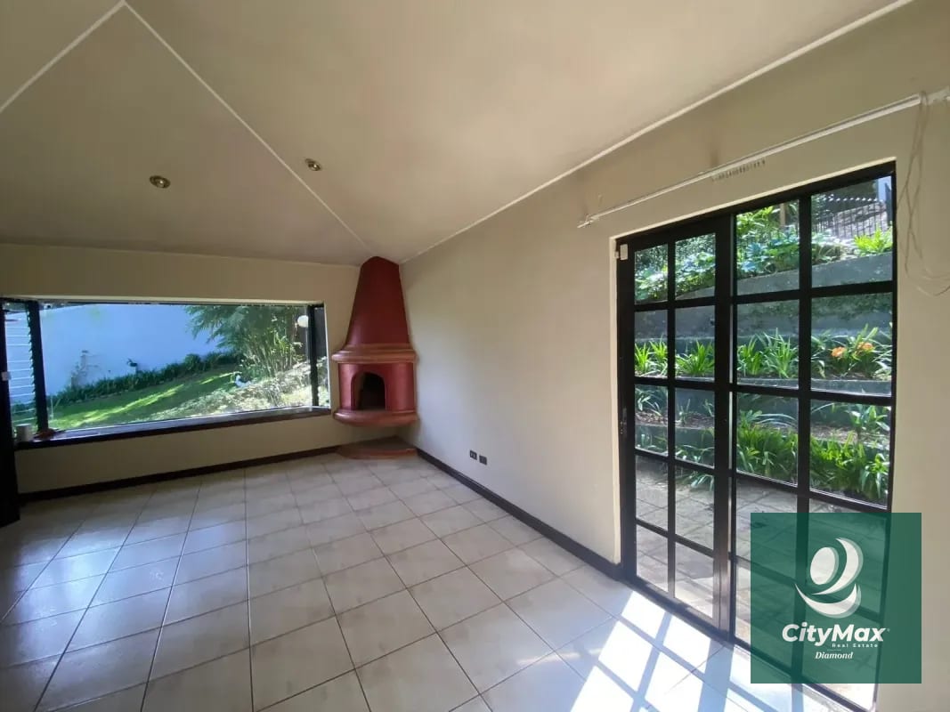 Casa en Renta fuera de condominio en Km. 18 Carretera a El Salvador. — Casa en Alquiler en Santa Catarina Pinula, Guatemala, Ciudad — foto 1 de 7