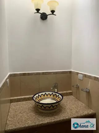 CASA EN VENTA, KM 16.5 CARRETERA A EL SALVADOR COND. SAN FRANCISCO JAVIER — Casa en Venta en Carretera a El Salvador, Guatemala, Ciudad — miniatura 8 de 15