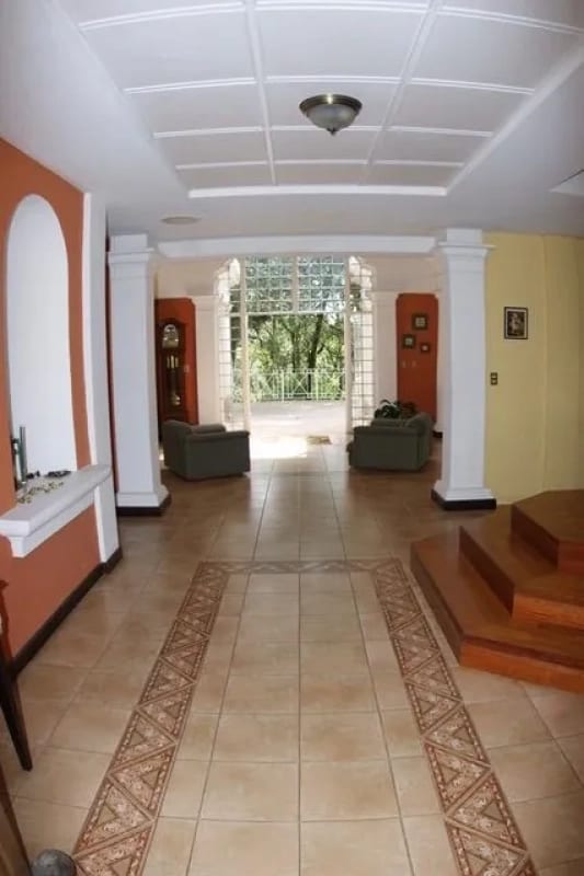 Casa en Venta - Tronco 2  EL ENCINAL Zona 7 Mixco — Casa en Venta en El Encinal, Zona 7 Mixco, Guatemala, Ciudad — foto 11 de 15