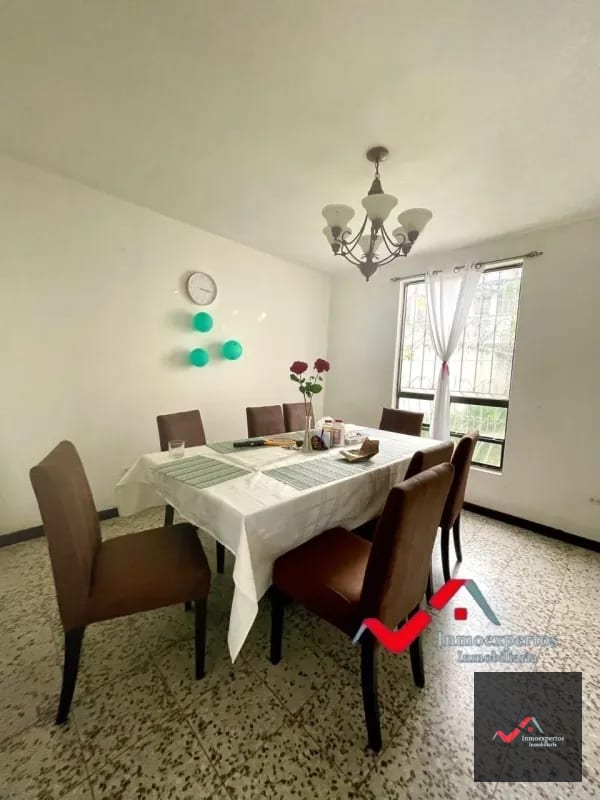 Casa en Venta San Cristóbal, Zona 8 de Mixco – Sector B1! — Casa en Venta en Zona 8 Mixco, Guatemala, Ciudad — foto 3 de 13