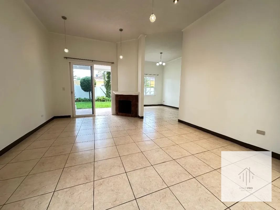 Casa en Venta en Fraijanes — Casa en Venta en Entreverdes, Carretera a El Salvador, Guatemala, Ciudad — foto 16 de 17