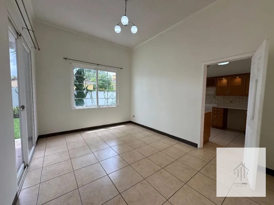 Casa en Venta en Fraijanes — Casa en Venta en Entreverdes, Carretera a El Salvador, Guatemala, Ciudad — foto 15 de 17