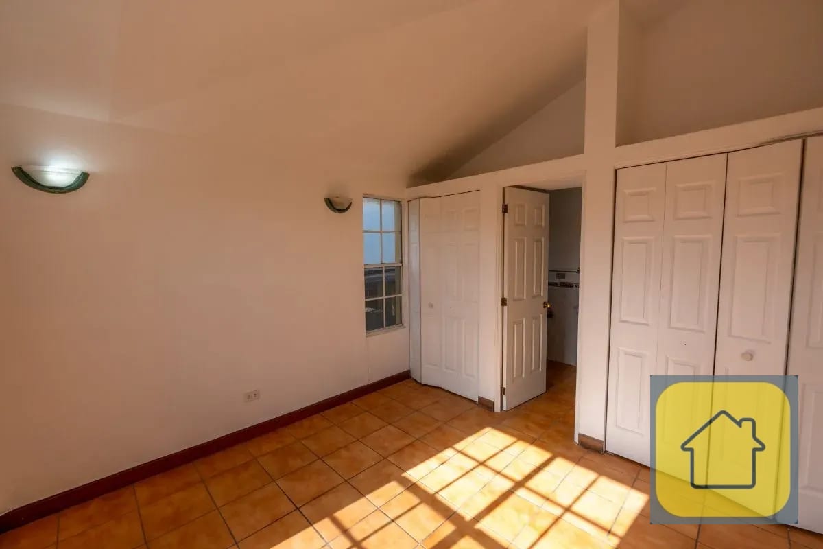 Casa en Venta en Carretera a El Salvador km 16.5, Res. San Miguel — Casa en Venta en Residenciales San Miguel, Carretera a El Salvador, Guatemala, Ciudad — foto 8 de 16