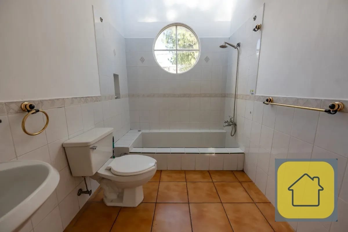 Casa en Venta en Carretera a El Salvador km 16.5, Res. San Miguel — Casa en Venta en Residenciales San Miguel, Carretera a El Salvador, Guatemala, Ciudad — foto 5 de 16