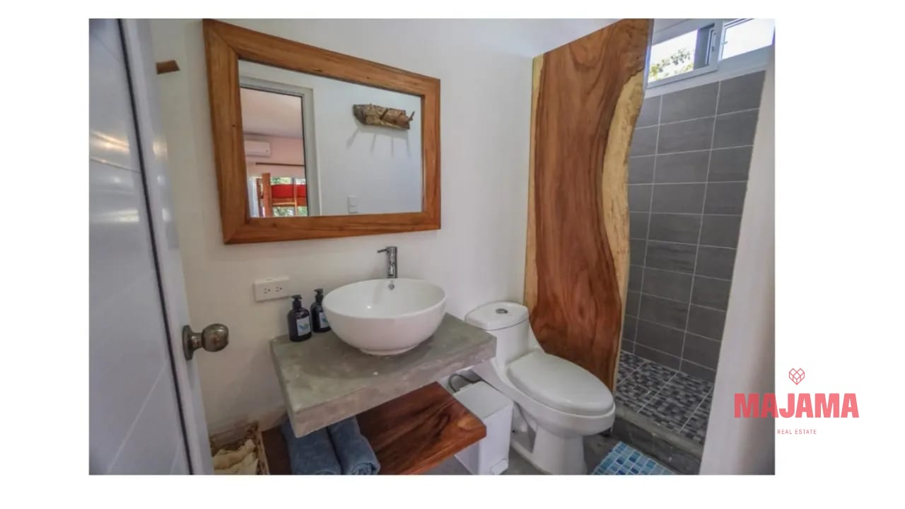 CASA EN VENTA FRENTE AL MAR, EN EL PAREDON CODIGO 0_CVD13 — Casa en Venta en El Paredón, Escuintla — foto 2 de 3