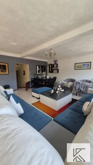 Bella casa en Venta en zona 7 de Mixco, a pocas cuadras de la a Roosevelt — Casa en Venta en Zona 7 Mixco, Guatemala, Ciudad — miniatura 1 de 16