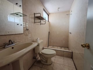 CASA EN VENTA SAN CRISTÓBAL — Casa en Venta en Zona 8 Mixco, Guatemala, Ciudad — miniatura 9 de 10