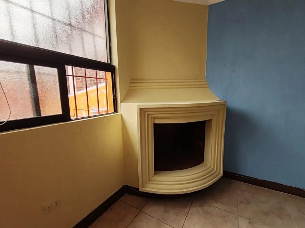 CASA EN VENTA SAN CRISTÓBAL — Casa en Venta en Zona 8 Mixco, Guatemala, Ciudad — foto 6 de 10