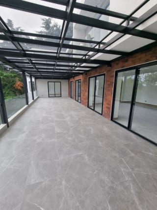 VENDO HERMOSA MANSIÓN EN CARRETERA AL SALVADOR. — Casa en Venta en Sausalito, Carretera a El Salvador, Guatemala, Ciudad — miniatura 4 de 14