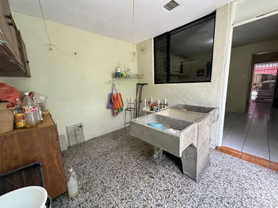 Casa en Venta Km. 10.5 Carretera al Atlántico, Condominio Casa Grande — Casa en Venta en Zona 18, Guatemala, Ciudad — foto 3 de 9