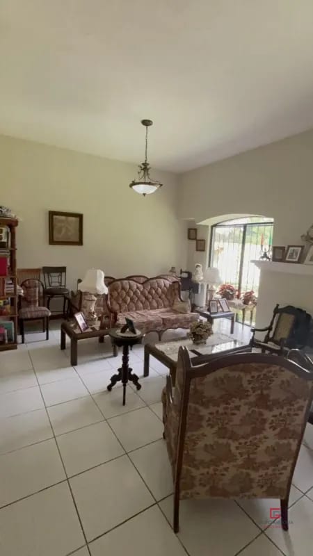 Hermosa casa en venta en Residencial La Suiza KM 16 CAES — Casa en Venta en Carretera a El Salvador, Guatemala, Ciudad — foto 6 de 7