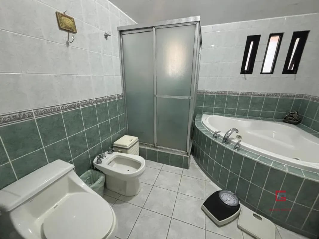 Hermosa casa en venta en Residencial La Suiza KM 16 CAES — Casa en Venta en Carretera a El Salvador, Guatemala, Ciudad — foto 2 de 7