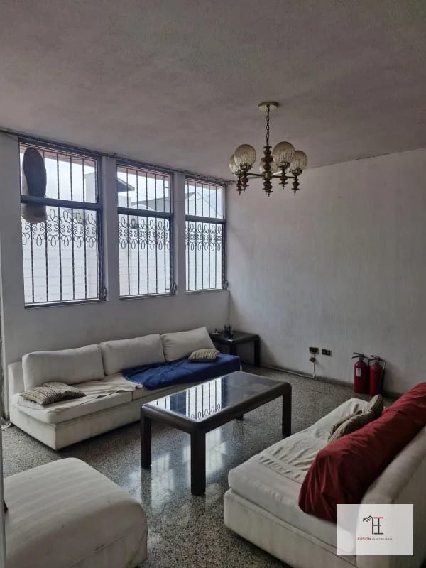 Vendo Casa en zona 13 Aurora 2 — Casa en Venta en Aurora II, Zona 13, Guatemala, Ciudad — foto 2 de 5