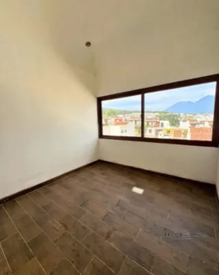 CASA EN VENTA EN ANTIGUA, SAN PEDRO LAS HUERTAS — Casa en Venta en San Pedro Las Huertas, Antigua, Sacatepéquez — miniatura 5 de 10