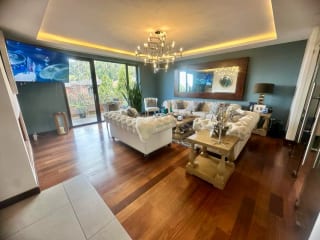 VENDO BELLA Y AMPLIA CASA DE LUJO EN RES. CONCEPCION KM 15 CAES — Casa en Venta en Santa Catarina Pinula, Carretera a El Salvador, Guatemala, Ciudad — miniatura 11 de 15