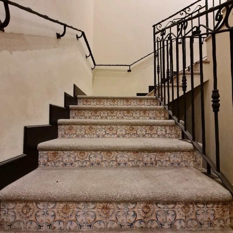 Bella Vista Jocotenango: Lujosa Casa de Esquina sobre Boulevard Principal — Casa en Venta en Antigua, Sacatepéquez — foto 4 de 17