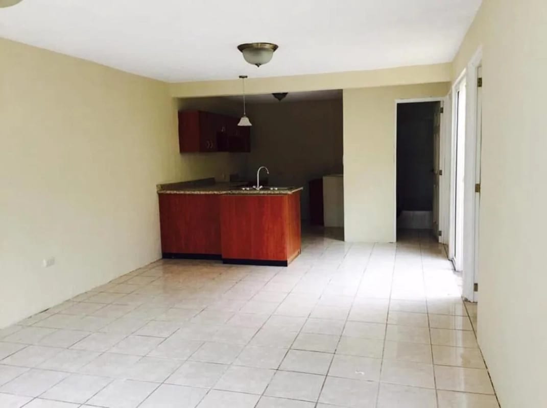 Vendo Casa Lo de Valdez Km. 20.5 Carrtera a San José Pinula — Casa en Venta en lo de Valdez, San José Pinula, Guatemala, Ciudad — foto 7 de 9