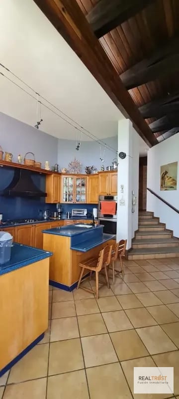 VENDO PRECIOSA PROPIEDAD EN BELLAS LUCES SANTA CATARINA PINULA — Casa en Venta en Santa Catarina Pinula, Guatemala, Ciudad — foto 6 de 10