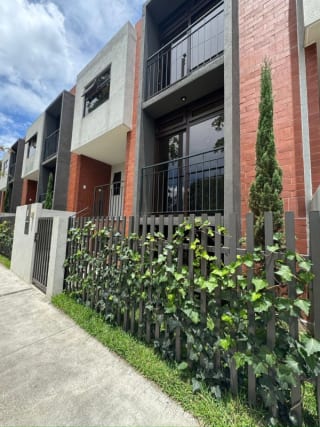 VENTA  CASA MÉRIDA CONDADO NARANJO 3 NIVELES — Casa en Venta en Condado Naranjo, Zona 4 Mixco, Guatemala, Ciudad — miniatura 1 de 9