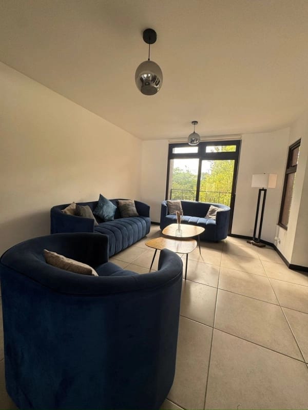 VENTA CASA MÉRIDA CONDADO NARANJO 3 NIVELES — Casa en Venta en Condado Naranjo, Zona 4 Mixco, Guatemala, Ciudad — foto 7 de 9