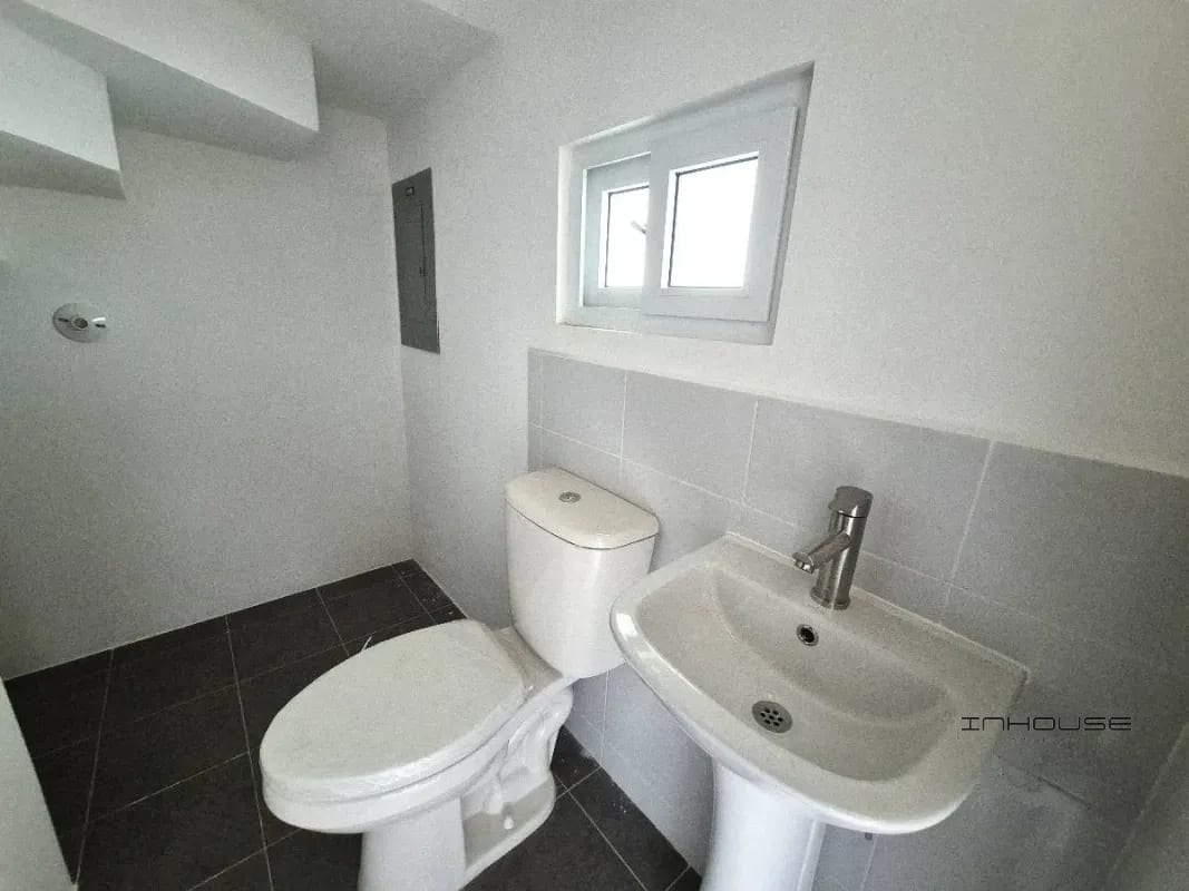 CASA EN VENTA KM 16.5 SECOYA DE ARRAZOLA — Casa en Venta en Arrazola I, Carretera a El Salvador, Guatemala, Ciudad — foto 6 de 9