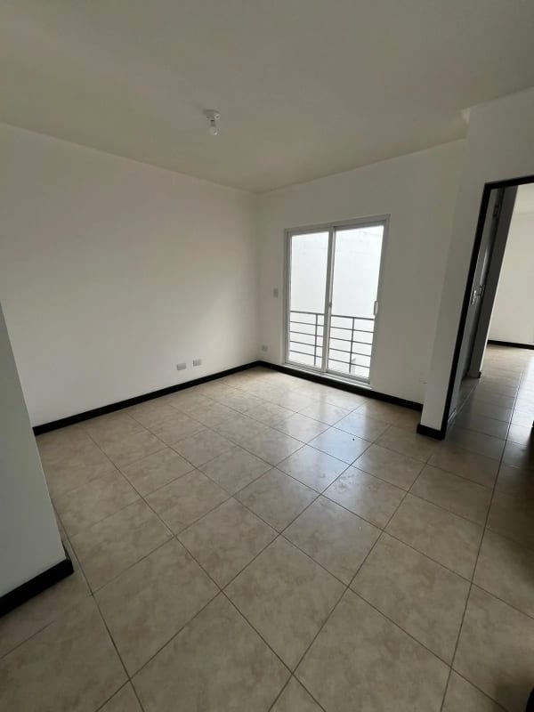 Residencia carretera el salvador / PDA — Casa en Venta en Carretera a El Salvador, Guatemala, Ciudad — foto 6 de 11