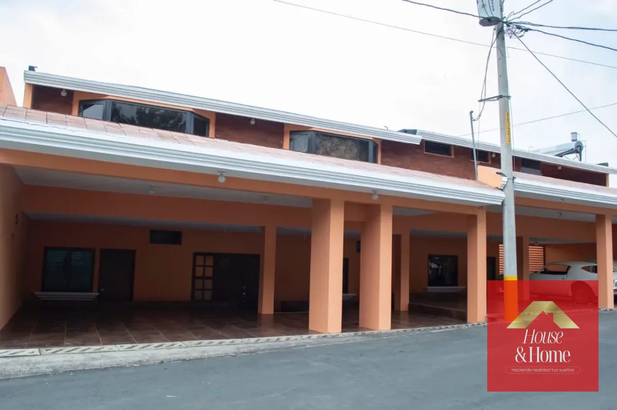 Casa en venta Hacienda Las Viñas Carretera a lo de Dieguez, CAES — Casa en Venta en km 16-20, Carretera a El Salvador, Guatemala, Ciudad — foto 1 de 13