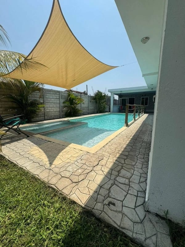Venta de Chalet amueblado en Iztapa!!!!!!! — Casa en Venta en Iztapa, Escuintla — foto 1 de 12